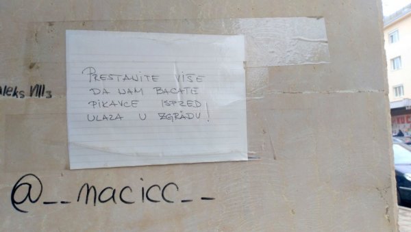 ЉУТИТИ СТАНАРИ: Опомена Пожаревљанима пушачима због бацања пикаваца ЉУТИТИ СТАНАРИ: Опомена Пожаревљанима пушачима због бацања пикаваца