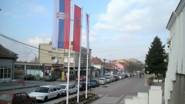ПОЗИВ ПИСЦИМА: Књижевни конкурс „Завичајно звоно професора Вучковића“ ПОЗИВ ПИСЦИМА: Књижевни конкурс „Завичајно звоно професора Вучковића“
