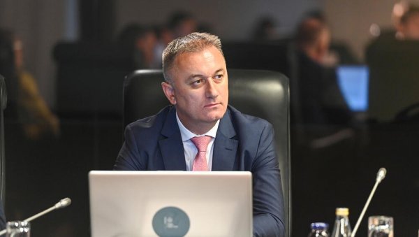 ПАСОШ НИЈЕ МЕРИЛО ЖРТВЕ: НВО тражи повлачење Закона о борачкој и инвалидској заштити ПАСОШ НИЈЕ МЕРИЛО ЖРТВЕ: НВО тражи повлачење Закона о борачкој и инвалидској заштити