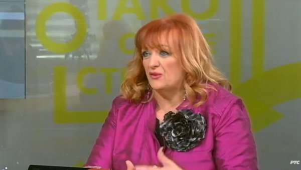 ЈАСНА ПОРУКА РЕДИТЕЉКЕ: Деци је место у школи ЈАСНА ПОРУКА РЕДИТЕЉКЕ: Деци је место у школи