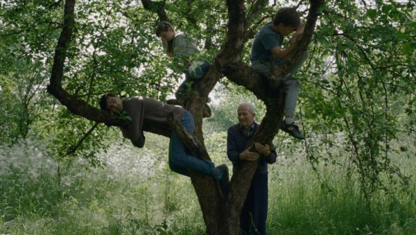 ПРИЧА О МАЈЦИ И ВЕТРУ: Светска премијера филма Стефана Ђорђевића на 54. Филмском фестивалу у Ротердаму ПРИЧА О МАЈЦИ И ВЕТРУ: Светска премијера филма Стефана Ђорђевића на 54. Филмском фестивалу у Ротердаму