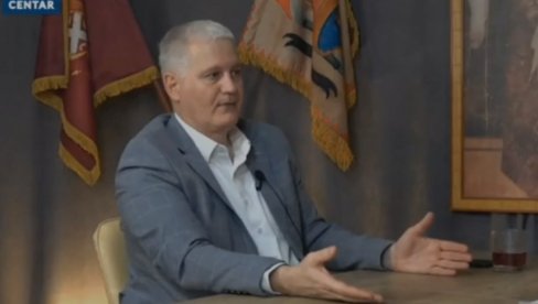 BIĆE PRELAZNE VLADE NA SILU: Jovanovićev poslanik izložio plan otimanja vlasti u četiri tačke (VIDEO) BIĆE PRELAZNE VLADE NA SILU: Jovanovićev poslanik izložio plan otimanja vlasti u četiri tačke (VIDEO)