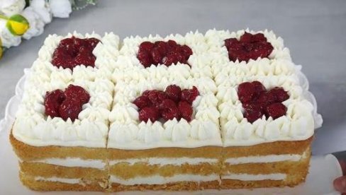 TORTA SA VIŠNJAMA: Za manje od pola sata spremite kremastu poslasticu kojoj nema premca TORTA SA VIŠNJAMA: Za manje od pola sata spremite kremastu poslasticu kojoj nema premca