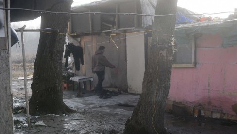 OTAC BEBE PREMINULE NA ČUKARICI NE PRESTAJE DA PLAČE: Bila je vesela, puna energije samo se smejala (FOTO) OTAC BEBE PREMINULE NA ČUKARICI NE PRESTAJE DA PLAČE: Bila je vesela, puna energije samo se smejala (FOTO)
