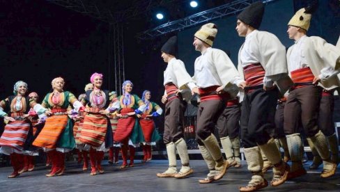 FOLKLORNA SMOTRA: U nedelju besplatni nastupi folklornih grupa FOLKLORNA SMOTRA: U nedelju besplatni nastupi folklornih grupa