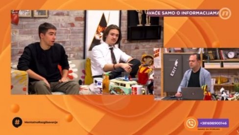 ZAŠTO BLOKIRAMO? DA DOĐEMO NA VLAST! Studenti i opozicija u jurišu na fotelje, ali ko će da vlada? (VIDEO) ZAŠTO BLOKIRAMO? DA DOĐEMO NA VLAST! Studenti i opozicija u jurišu na fotelje, ali ko će da vlada? (VIDEO)