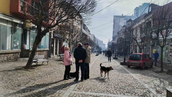 УПОЗОРЕЊЕ ЗА ВОЗАЧЕ У ВРАЊУ: На Дан државности измењен режим саобраћаја УПОЗОРЕЊЕ ЗА ВОЗАЧЕ У ВРАЊУ: На Дан државности измењен режим саобраћаја