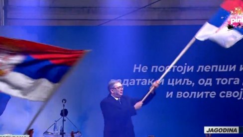 ONA NAS JE ODRŽALA, TA TROBOJKA! Vučić o skrnavljenju srpske zastave - Danas su povraćali na našu zastavu, nešto što je za nas najsvetije ONA NAS JE ODRŽALA, TA TROBOJKA! Vučić o skrnavljenju srpske zastave - Danas su povraćali na našu zastavu, nešto što je za nas najsvetije