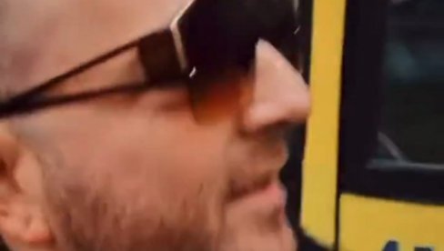 ЈЕЗИВЕ ПРЕТЊЕ ПРЕДВОДНИКА ПРОТЕСТА: На крсну славу се удавила да Бог да (ВИДЕО) ЈЕЗИВЕ ПРЕТЊЕ ПРЕДВОДНИКА ПРОТЕСТА: На крсну славу се удавила да Бог да (ВИДЕО)