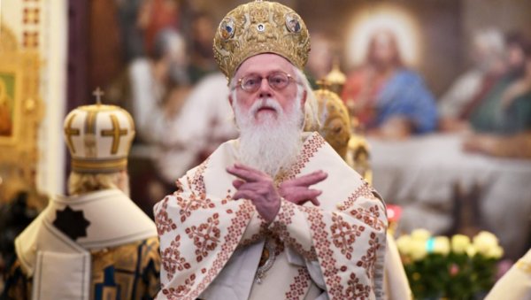 ПРЕМИНУО АРХИЕПИСКОП АНАСТАСИЈЕ: Поглавар Албанске православне цркве ПРЕМИНУО АРХИЕПИСКОП АНАСТАСИЈЕ: Поглавар Албанске православне цркве