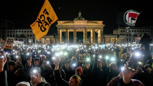 HILJADE NEMACA NA ULICAMA U ZNAK PROTESTA: Pobuna protiv uspona AfD-a HILJADE NEMACA NA ULICAMA U ZNAK PROTESTA: Pobuna protiv uspona AfD-a
