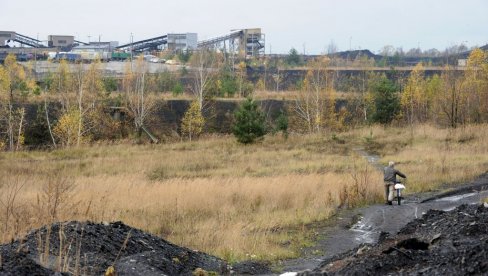 BLUMBERG TVRDI: SAD i Ukrajina potpisale sporazum o mineralima