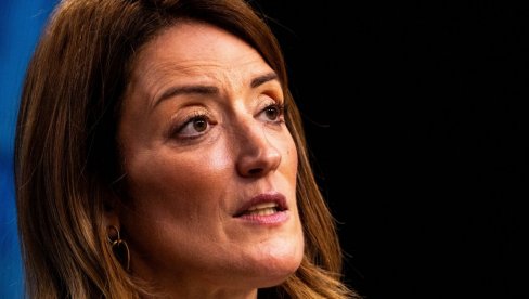 MECOLA SE OGRADILA OD PICULINIH TVITOVA: Lični stavovi poslanika nisu i stav Evropskog parlamenta MECOLA SE OGRADILA OD PICULINIH TVITOVA: Lični stavovi poslanika nisu i stav Evropskog parlamenta