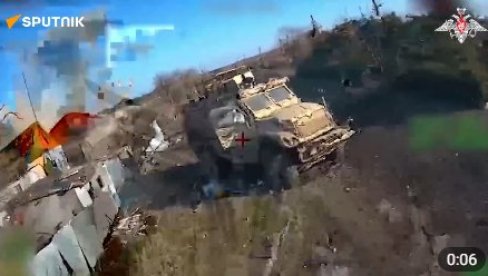 DIREKTNO U METU: Ruska vojska uništava ukrajinske oklopnjake (VIDEO) DIREKTNO U METU: Ruska vojska uništava ukrajinske oklopnjake (VIDEO)