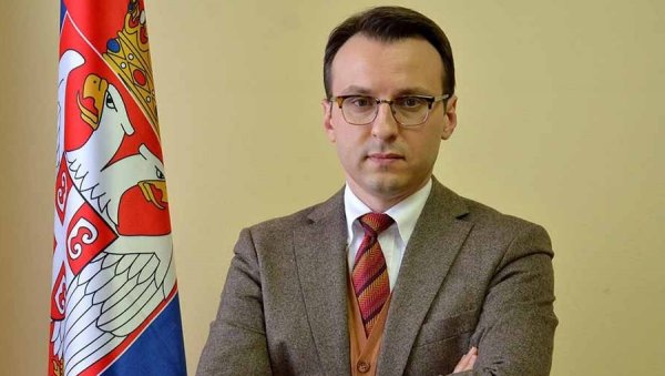 ДА СВЕТИ САВА ПРОСВЕТЛИ НАША СРЦА И РАЗУМ: Петковић честитао празник ДА СВЕТИ САВА ПРОСВЕТЛИ НАША СРЦА И РАЗУМ: Петковић честитао празник