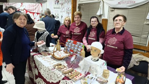 ETNO SAJAM TRADICIJE I OBIČAJA: Karađorđevačka prela u Banatskom Karađorđevu ETNO SAJAM TRADICIJE I OBIČAJA: Karađorđevačka prela u Banatskom Karađorđevu