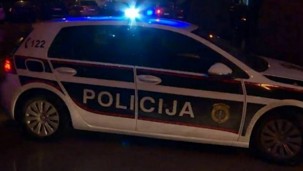 ДЕТЕ ПАЛО СА 4. СПРАТА ЗГРАДЕ Хитно превезено у Клинички центар у Сарајеву ДЕТЕ ПАЛО СА 4. СПРАТА ЗГРАДЕ Хитно превезено у Клинички центар у Сарајеву