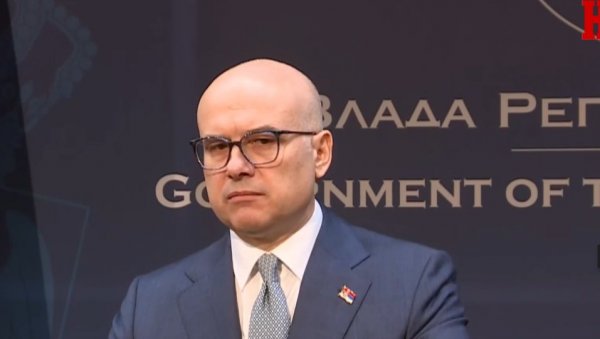 ВУЧЕВИЋ: Свака претња Вучићу претња Србији, њеној стабилности и будућности ВУЧЕВИЋ: Свака претња Вучићу претња Србији, њеној стабилности и будућности