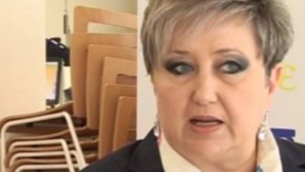 ПОМИЛОВАНА И ДЕКАНИЦА ФИЛОЗОФСКОГ ФАКУЛТЕТА: Наталија Јовановић била хапшена и оптужена за мито ПОМИЛОВАНА И ДЕКАНИЦА ФИЛОЗОФСКОГ ФАКУЛТЕТА: Наталија Јовановић била хапшена и оптужена за мито
