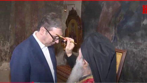 ПРЕДСЕДНИК У ПОСЕТИ МАНАСТИРУ ЉУБОСТИЊА: Овде сам трећи или четврти пут, ту су и мошти Јефимије (ВИДЕО)) ПРЕДСЕДНИК У ПОСЕТИ МАНАСТИРУ ЉУБОСТИЊА: Овде сам трећи или четврти пут, ту су и мошти Јефимије (ВИДЕО))
