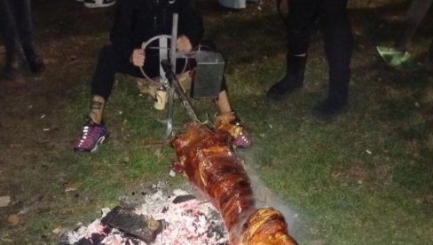 KARNEVAL ULIČARA (VIDEO) KARNEVAL ULIČARA (VIDEO)