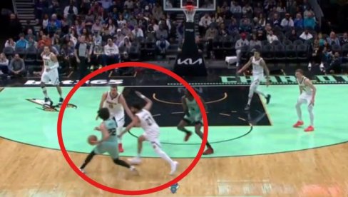 JOKIĆ MU PRVI PRITRČAO U POMOĆ: Vasilije Micić doživeo stravičnu povredu (VIDEO) JOKIĆ MU PRVI PRITRČAO U POMOĆ: Vasilije Micić doživeo stravičnu povredu (VIDEO)