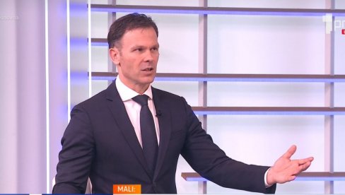 ПОЛИТИЧАРИ ИЗ БИВШЕ ВЛАСТИ ПРЕУЗИМАЈУ ПРОТЕСТЕ Мали: На протестима у Новом Саду су направили карневалску атмосферу, немају емпатију ПОЛИТИЧАРИ ИЗ БИВШЕ ВЛАСТИ ПРЕУЗИМАЈУ ПРОТЕСТЕ Мали: На протестима у Новом Саду су направили карневалску атмосферу, немају емпатију