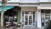 НОВОСТИ НА ЛИЦУ МЕСТА: Полиција ухапсила сина осумњиченог за убиство мајке у Новом Саду НОВОСТИ НА ЛИЦУ МЕСТА: Полиција ухапсила сина осумњиченог за убиство мајке у Новом Саду