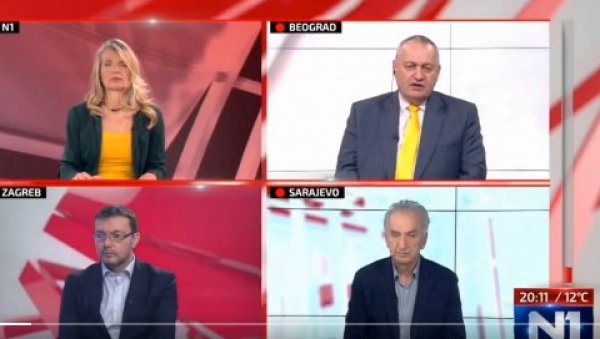 ОПОЗИЦИЈА СВЕСНА ДА БИ ИХ ВУЧИЋ ОШУРИО НА ИЗБОРИМА! На помен избора скачу као опарени (ВИДЕО) ОПОЗИЦИЈА СВЕСНА ДА БИ ИХ ВУЧИЋ ОШУРИО НА ИЗБОРИМА! На помен избора скачу као опарени (ВИДЕО)