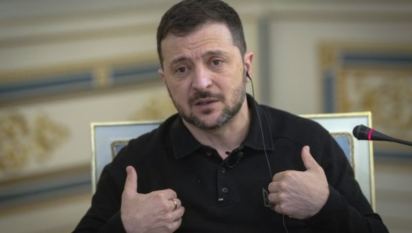 НЕ ЖЕЛЕ СПОРАЗУМ БЕЗ УКРАЈИНЕ ЗА ПРЕГОВАРАЧКИМ СТОЛОМ: Зеленски уплашен што се о крају рата питају Америка и Русија, а не он НЕ ЖЕЛЕ СПОРАЗУМ БЕЗ УКРАЈИНЕ ЗА ПРЕГОВАРАЧКИМ СТОЛОМ: Зеленски уплашен што се о крају рата питају Америка и Русија, а не он