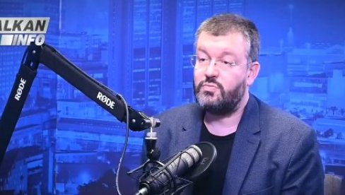 PROF. ANTIĆ UPITAO STUDENTE: Zar ne znate ništa bolje od toga što jedete i pijete ceo dan na fakultetima i blokirate nastavu? (FOTO) PROF. ANTIĆ UPITAO STUDENTE: Zar ne znate ništa bolje od toga što jedete i pijete ceo dan na fakultetima i blokirate nastavu? (FOTO)