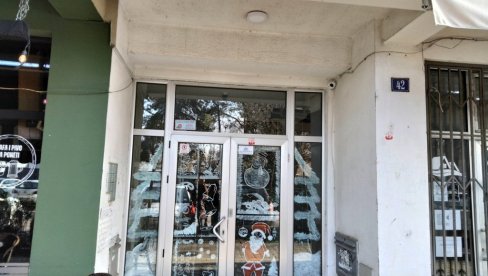 SIN U PRITVORU 30 DANA: Sudiji za prethodni postupak priveden Novosađanin M.K. (21) osumnjičen za ubistvo majke A.R. (47) u Novom Sadu SIN U PRITVORU 30 DANA: Sudiji za prethodni postupak priveden Novosađanin M.K. (21) osumnjičen za ubistvo majke A.R. (47) u Novom Sadu