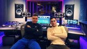 POSVEĆENO JE DEVOJKAMA: Muzička amajlija dvojice pevača koja asocira na Dubai POSVEĆENO JE DEVOJKAMA: Muzička amajlija dvojice pevača koja asocira na Dubai