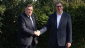 VUČIĆ SE SASTAO SA DODIKOM: Ponosan na našu saradnju, podršku i zajedničku borbu VUČIĆ SE SASTAO SA DODIKOM: Ponosan na našu saradnju, podršku i zajedničku borbu