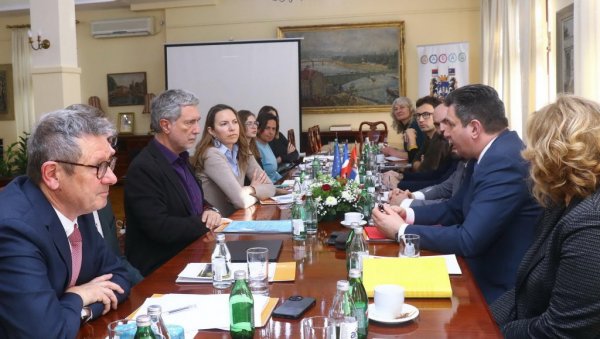 НА ЛИСТИ 7 НАЈУГРОЖЕНИЈИХ СПОМЕНИКА У ЕВРОПИ: У плану обнова девастираног Дома ЈНА у Шапцу НА ЛИСТИ 7 НАЈУГРОЖЕНИЈИХ СПОМЕНИКА У ЕВРОПИ: У плану обнова девастираног Дома ЈНА у Шапцу