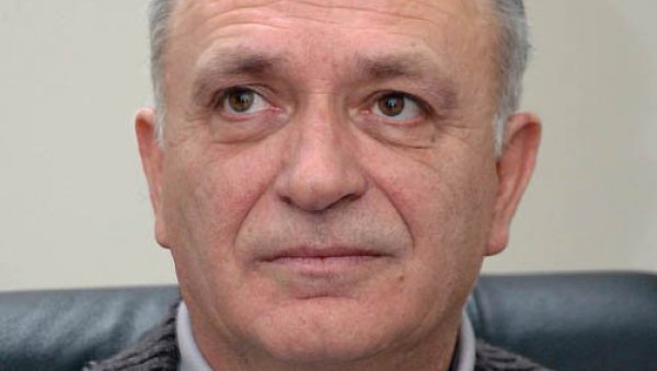 ЛЕКАР ПО МЕРИ СВАКОГ ЧОВЕКА: У Лозници преминуо хирург др Селимир Село Ковачевић ЛЕКАР ПО МЕРИ СВАКОГ ЧОВЕКА: У Лозници преминуо хирург др Селимир Село Ковачевић