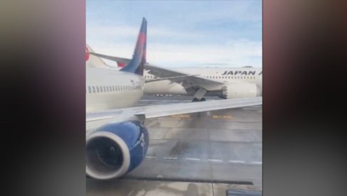 СУДАР АВИОНА НА АЕРОДРОМУ У СИЈЕТЛУ: Познато да ли има повређених у несрећи (ВИДЕО) СУДАР АВИОНА НА АЕРОДРОМУ У СИЈЕТЛУ: Познато да ли има повређених у несрећи (ВИДЕО)