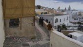 ПРОГЛАШЕНО ВАНРЕДНО СТАЊЕ НА САНТОРИНИЈУ: Грчка уводи драстичне мере због серије земљотреса, острву прете три велике опасности ПРОГЛАШЕНО ВАНРЕДНО СТАЊЕ НА САНТОРИНИЈУ: Грчка уводи драстичне мере због серије земљотреса, острву прете три велике опасности