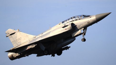 ZAHUKTAVA SE SUKUB DVE NUKLEARNE SUPERSILE Pakistan tvrdi: Oboreno 5 indijskih lovaca Miraž 2000, Indija kupuje Su-57? ZAHUKTAVA SE SUKUB DVE NUKLEARNE SUPERSILE Pakistan tvrdi: Oboreno 5 indijskih lovaca Miraž 2000, Indija kupuje Su-57?