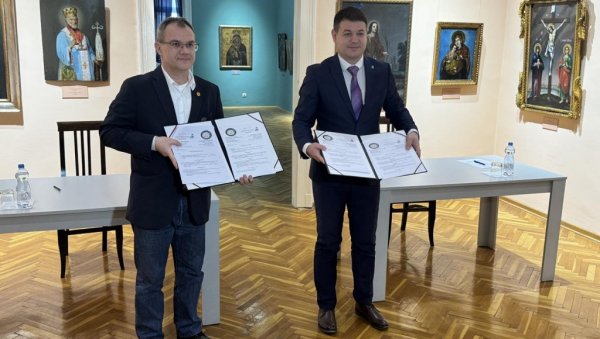 САРАДЊА ДВА МУЗЕЈА: Подршка братског мађарског града Зрењанину - Престоници културе Србије 2025 САРАДЊА ДВА МУЗЕЈА: Подршка братског мађарског града Зрењанину - Престоници културе Србије 2025