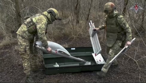 UDAR DRONOM U SRCE UPORIŠTA: Ruska vojska digla u vazduh ukrajinsku bazu UDAR DRONOM U SRCE UPORIŠTA: Ruska vojska digla u vazduh ukrajinsku bazu
