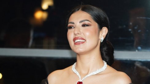 ОДБИЛА ДА СНИМИ ЗЛАТНИК: Највећи хит Тање Савић био је намењен ОВОЈ певачици