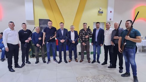 LOVCI UGLJEVIKA SUMIRALI REZULTATE: Jači uz opštinu LOVCI UGLJEVIKA SUMIRALI REZULTATE: Jači uz opštinu