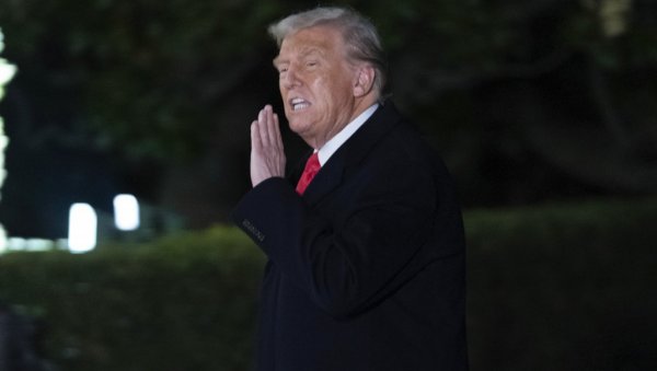 ПАНИКА, СТРАХ И КОНФУЗИЈА Трампово укидање финансирања за борбу против сиде би довело до нове епидемије ПАНИКА, СТРАХ И КОНФУЗИЈА Трампово укидање финансирања за борбу против сиде би довело до нове епидемије