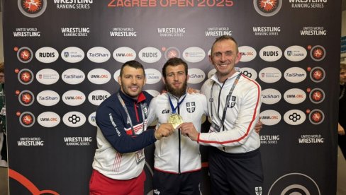 SRPSKI RVAČI POKORILI HRVATSKU! Tibilov osvojio zlato u Zagrebu, Tuskaevu bronza SRPSKI RVAČI POKORILI HRVATSKU! Tibilov osvojio zlato u Zagrebu, Tuskaevu bronza