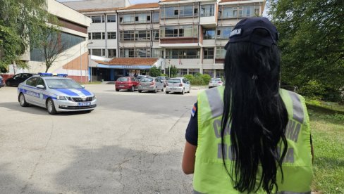 POLICIJA OTKRILA KO JE PRETIO PROFESORICI GIMNAZIJE U PRIJEPOLJU: Brza reakcija nadležnih POLICIJA OTKRILA KO JE PRETIO PROFESORICI GIMNAZIJE U PRIJEPOLJU: Brza reakcija nadležnih