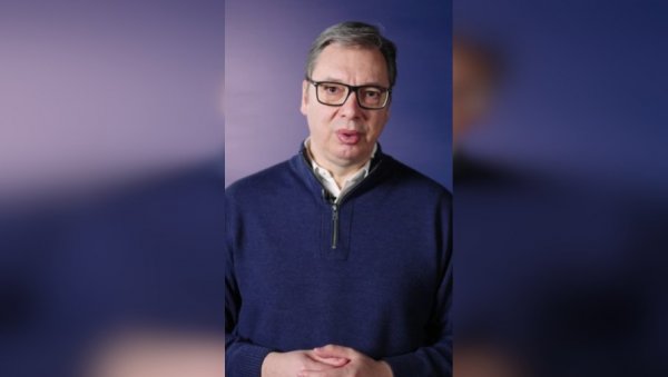 ВУЧИЋ ПОЗВАО НАРОД ДА ДОЂЕ НА СРЕТЕЊЕ У СРЕМСКУ МИТРОВИЦУ: Председник најавио Народну декларацију о Војводини у Србији (ВИДЕО) ВУЧИЋ ПОЗВАО НАРОД ДА ДОЂЕ НА СРЕТЕЊЕ У СРЕМСКУ МИТРОВИЦУ: Председник најавио Народну декларацију о Војводини у Србији (ВИДЕО)