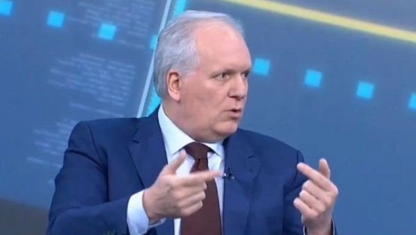 ОПОЗИЦИОНАР ПОТВРЂУЈЕ: За пад надстрешнице је крива струка, а не корупција (ВИДЕО) ОПОЗИЦИОНАР ПОТВРЂУЈЕ: За пад надстрешнице је крива струка, а не корупција (ВИДЕО)