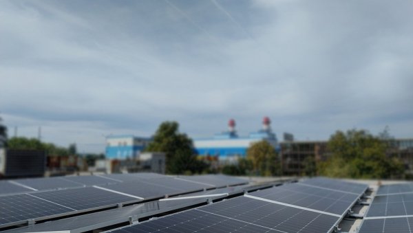 НОВИ КОРАК КА ЗЕЛЕНОЈ ЕНЕРГИЈИ: Соларна електрана у Рафинерији нафте Панчево НОВИ КОРАК КА ЗЕЛЕНОЈ ЕНЕРГИЈИ: Соларна електрана у Рафинерији нафте Панчево