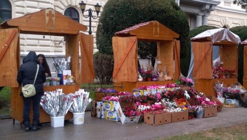 OSMOMARTOVSKI BAZAR: Dvodnevna prodaja na Trgu Mladena Miloradovića OSMOMARTOVSKI BAZAR: Dvodnevna prodaja na Trgu Mladena Miloradovića
